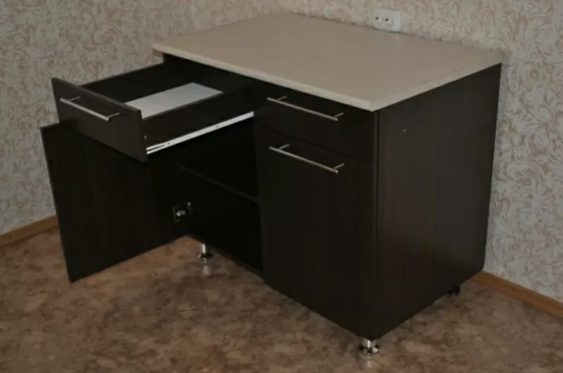 Срочно продам новый кухонный стол ДЁШЕВО!!!! 2